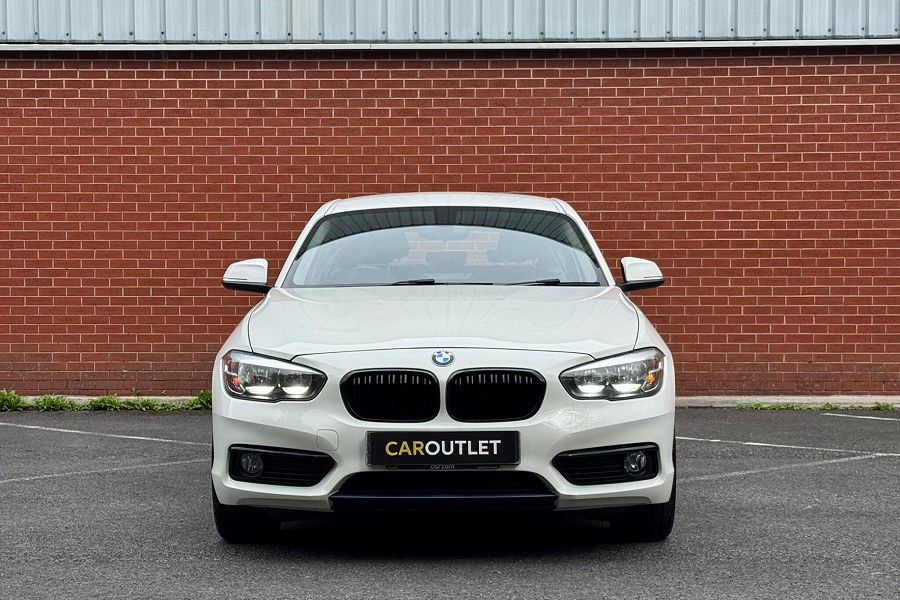 2017 BMW 1 Series photo 4