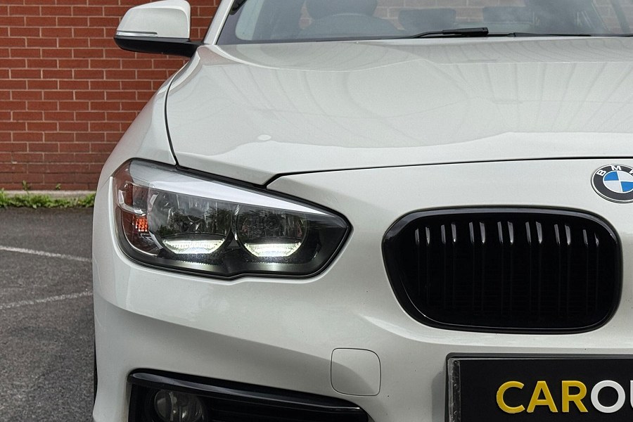 2017 BMW 1 Series photo 10