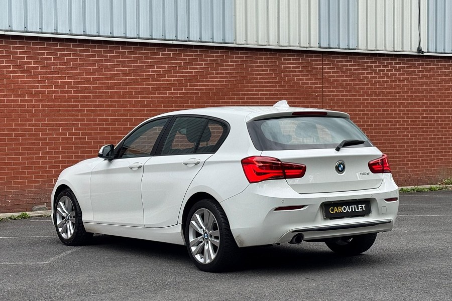 2017 BMW 1 Series photo 6