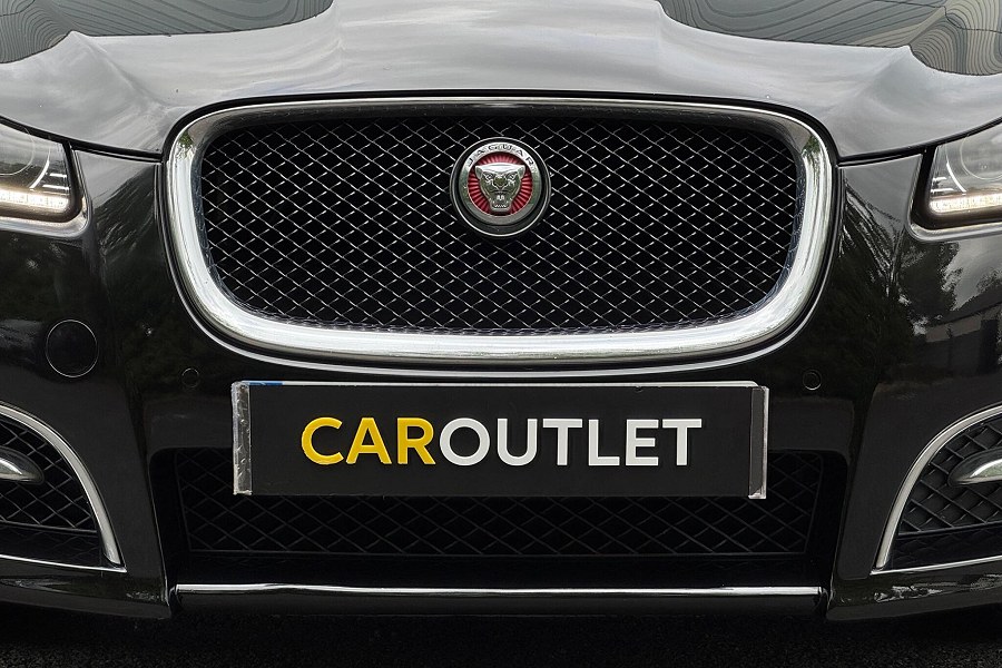 2014 Jaguar XF photo 8