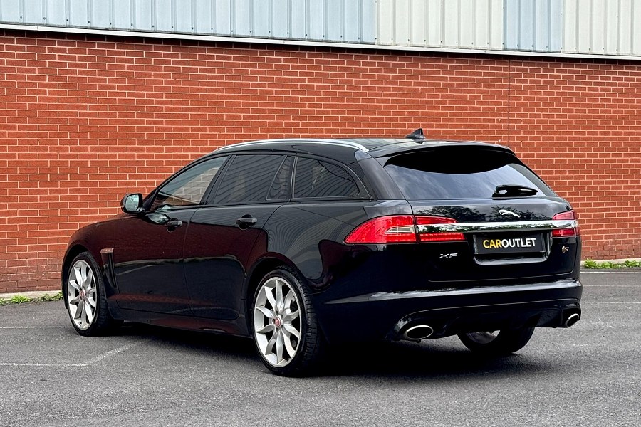 2014 Jaguar XF photo 6