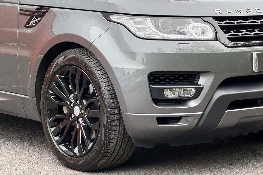 2016 Land Rover Range Rover Sport photo 11