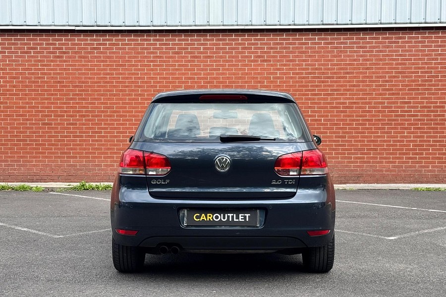 2011 Volkswagen Golf photo 7