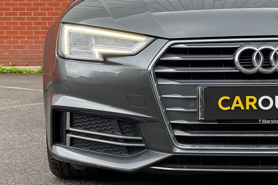 2016 Audi A4 photo 9