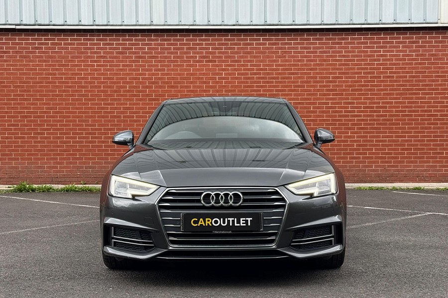 2016 Audi A4 photo 4