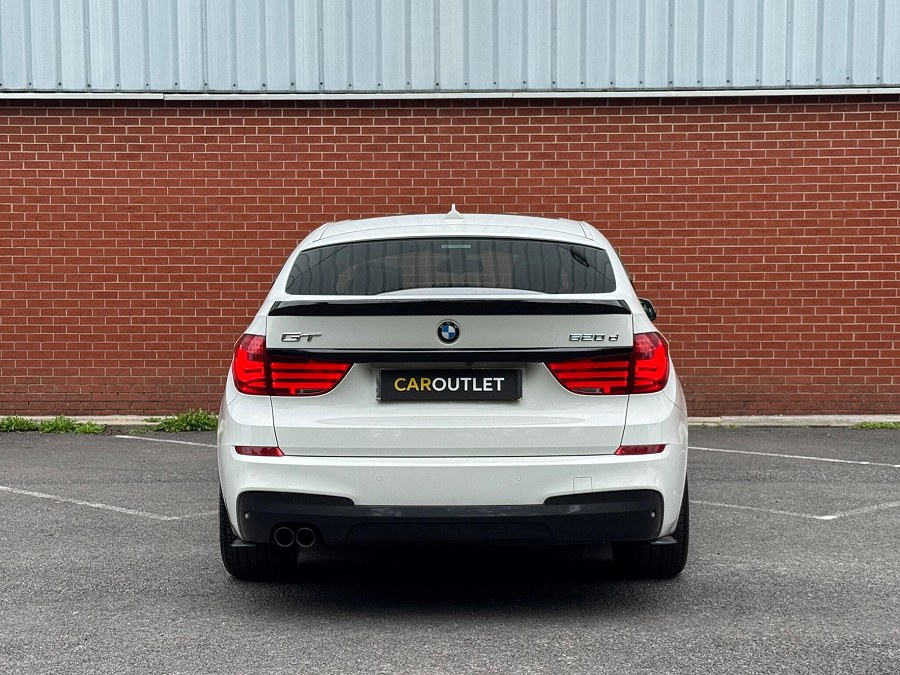 2013 BMW 5 Series Gran Turismo photo 7