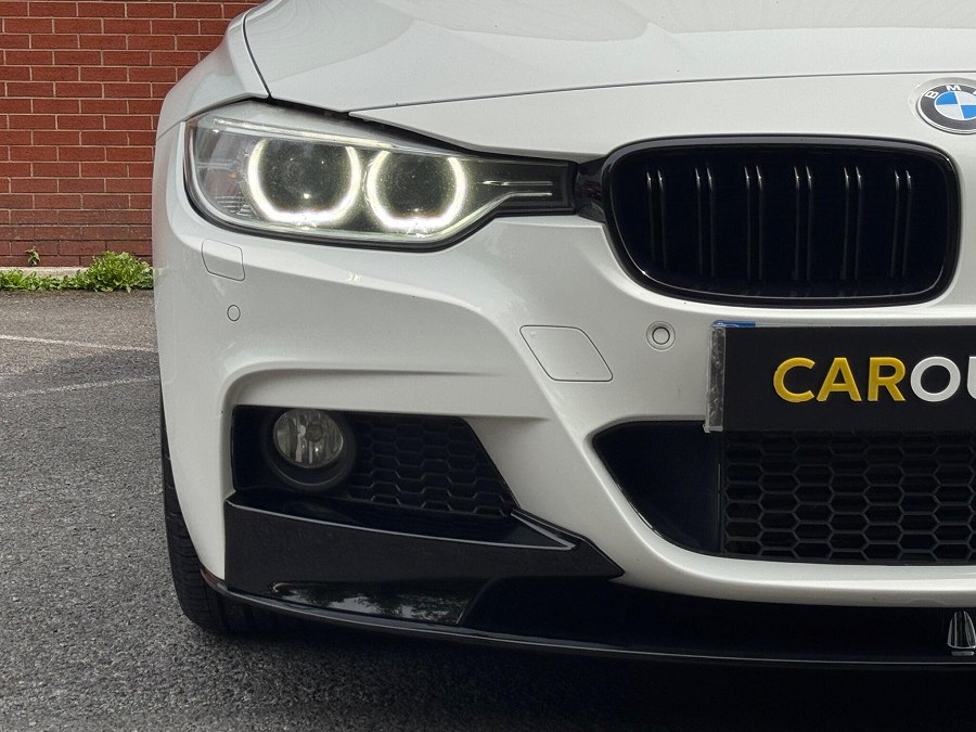 2013 BMW 3 Series photo 9