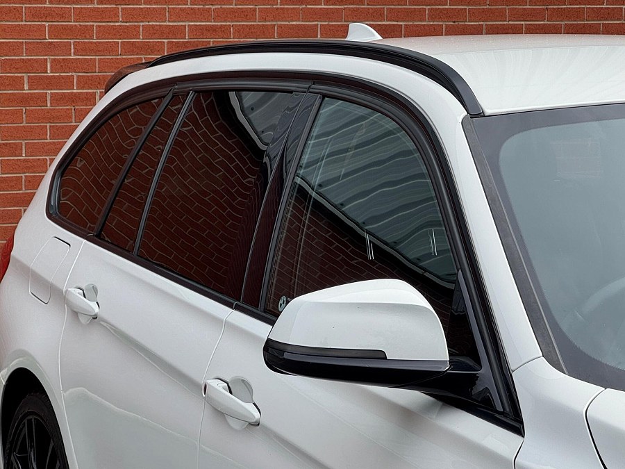 2013 BMW 3 Series photo 14
