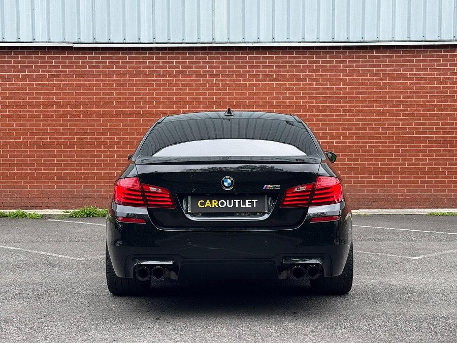 2014 BMW M5 photo 7