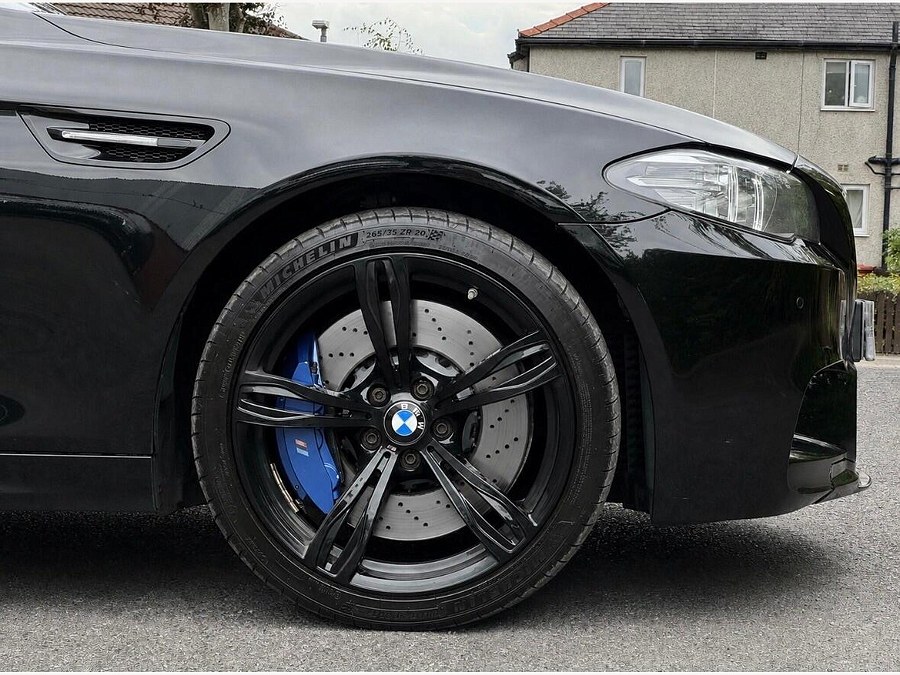 2014 BMW M5 photo 13