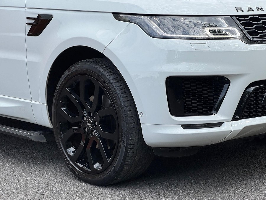 2018 Land Rover Range Rover Sport photo 12