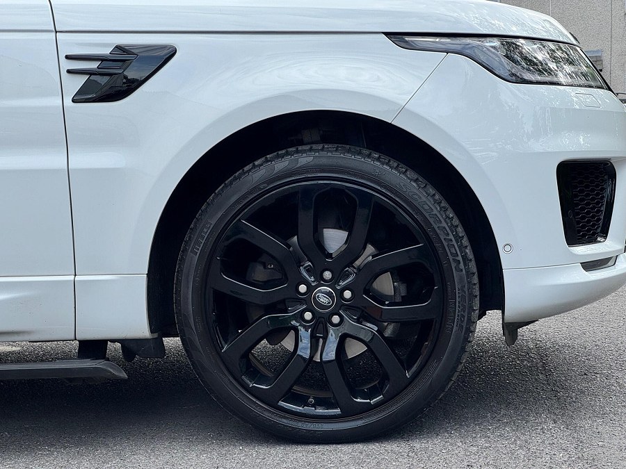 2018 Land Rover Range Rover Sport photo 13