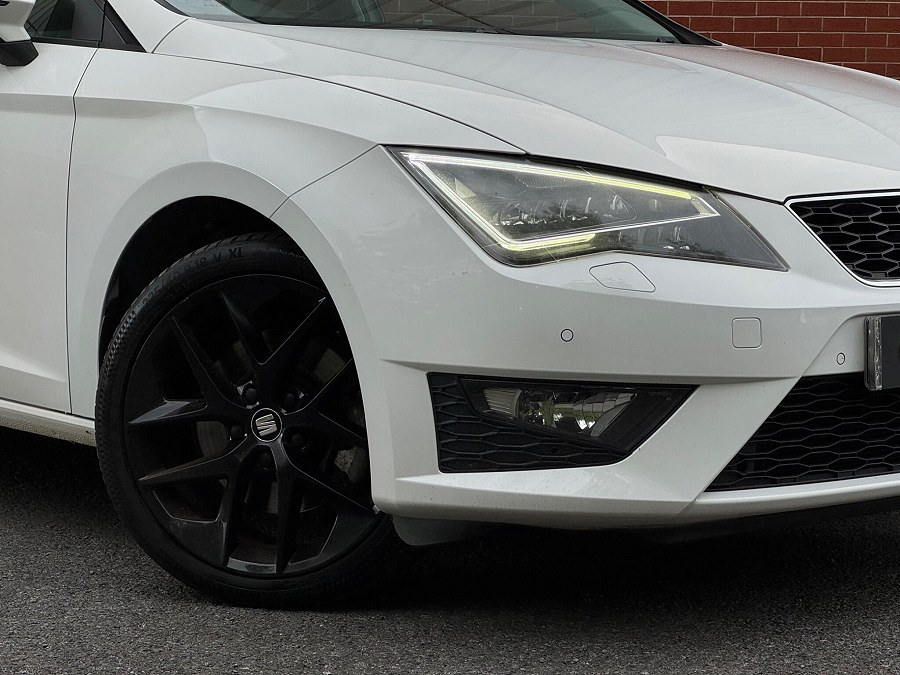 2014 SEAT Leon photo 11