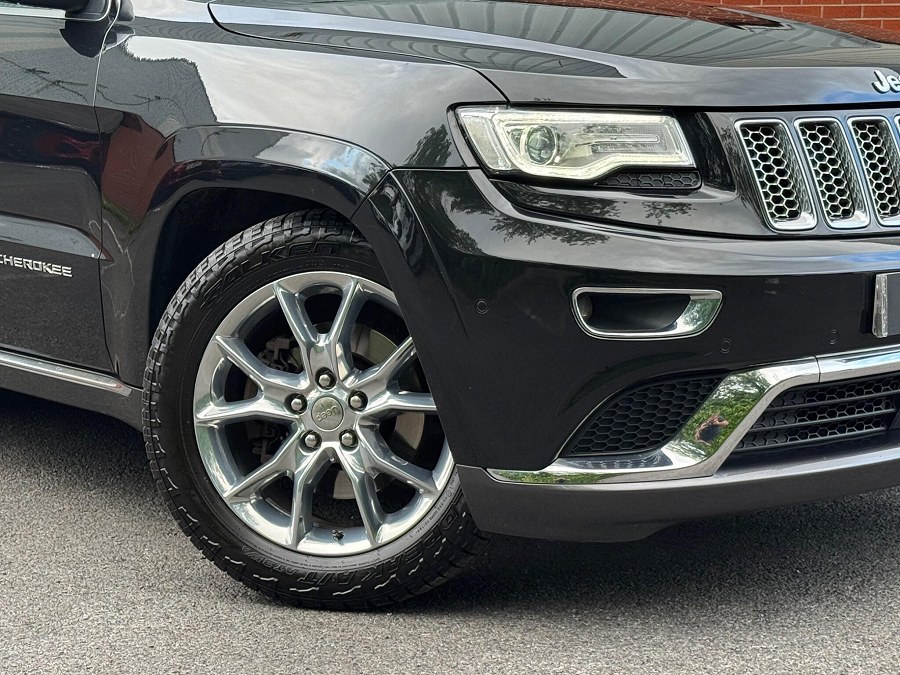 2016 Jeep Grand Cherokee photo 11