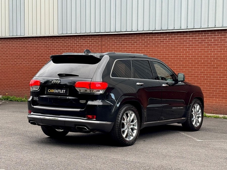 2016 Jeep Grand Cherokee photo 2