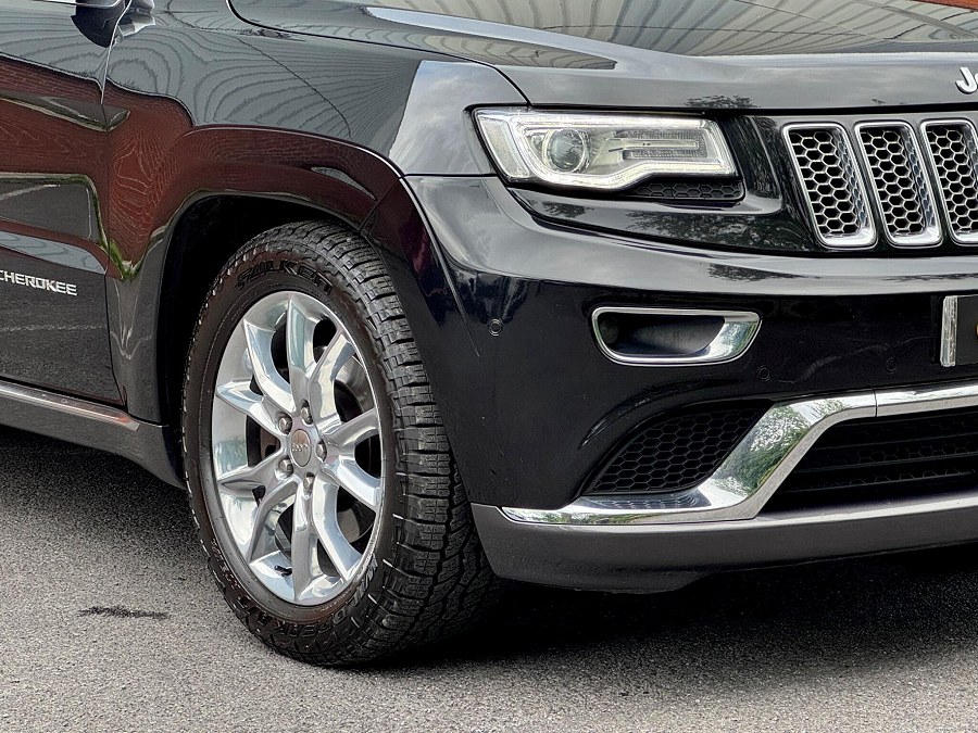2016 Jeep Grand Cherokee photo 12