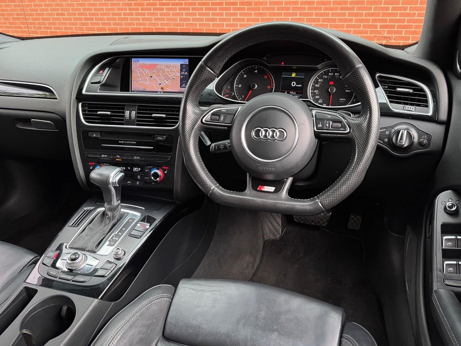 2015 Audi A4 photo 3
