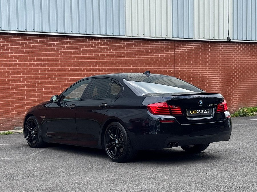 2015 BMW 5 Series photo 6