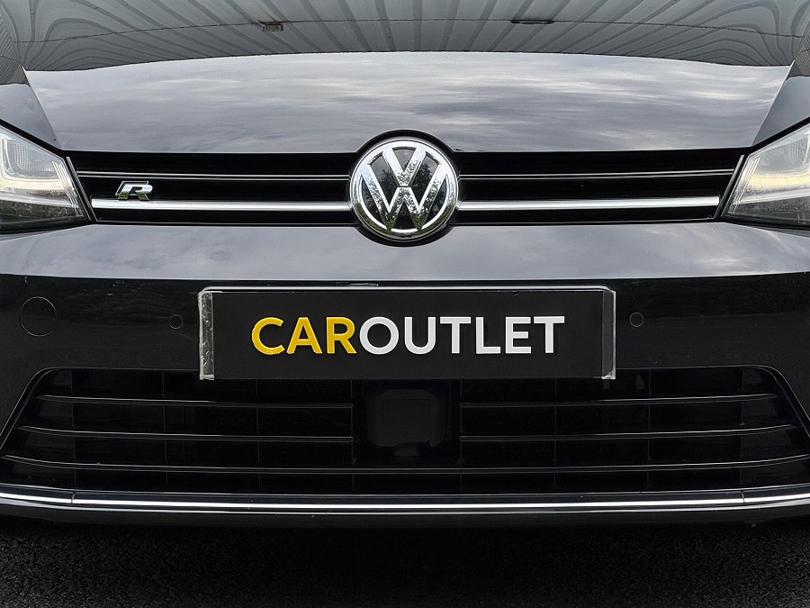 2015 Volkswagen Golf photo 8