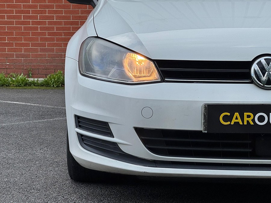 2013 Volkswagen Golf photo 10