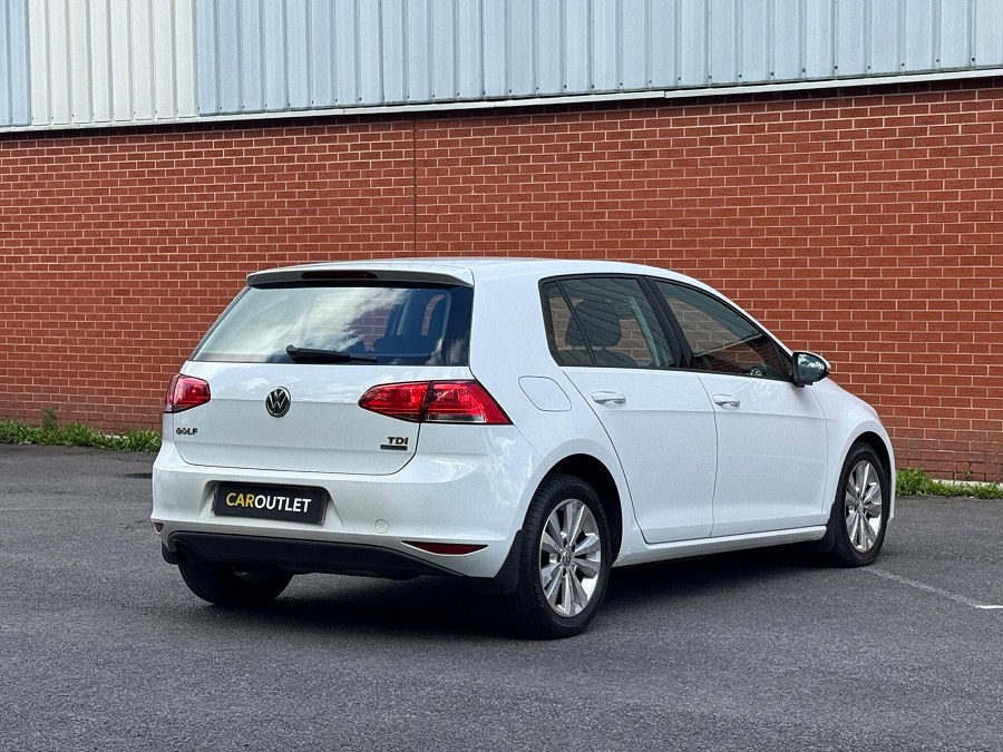 2013 Volkswagen Golf photo 8