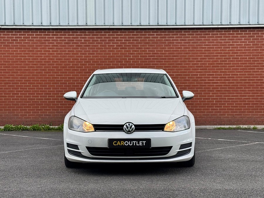 2013 Volkswagen Golf photo 4