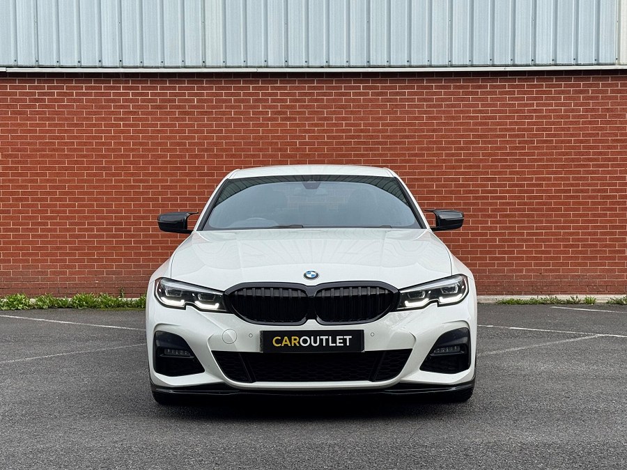 2020 BMW 3 Series photo 4