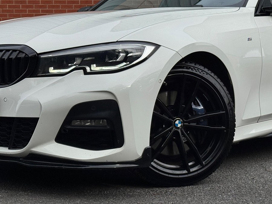 2020 BMW 3 Series photo 14