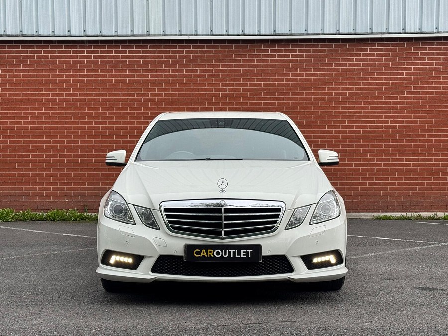 2010 Mercedes-Benz E Class photo 4