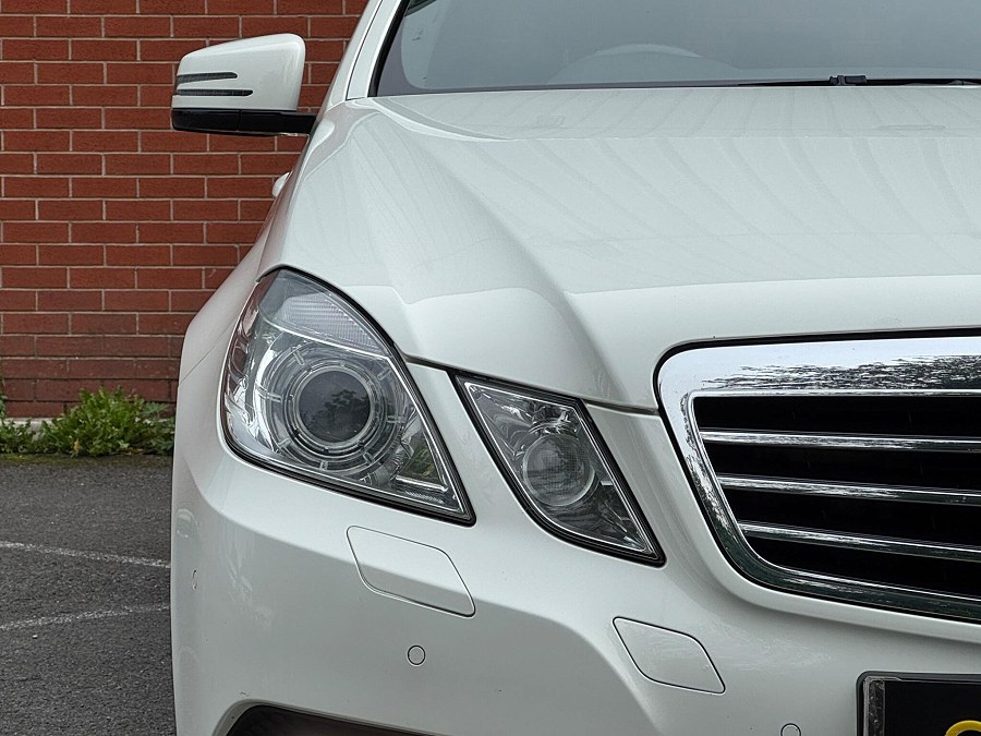 2010 Mercedes-Benz E Class photo 10