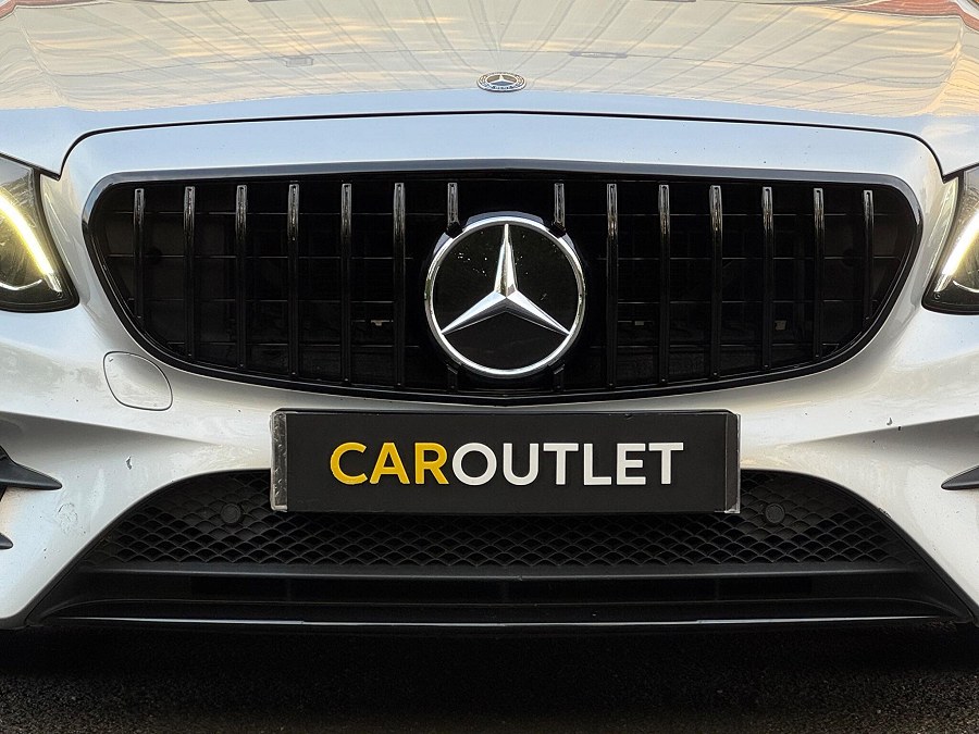 2018 Mercedes-Benz E Class photo 9