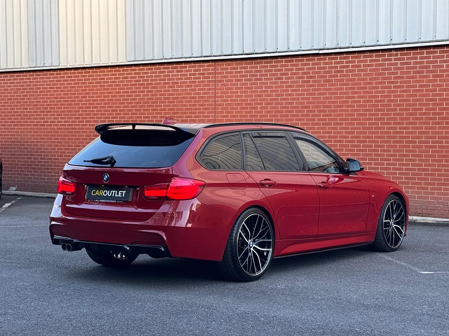 BMW 3 Series photo 2