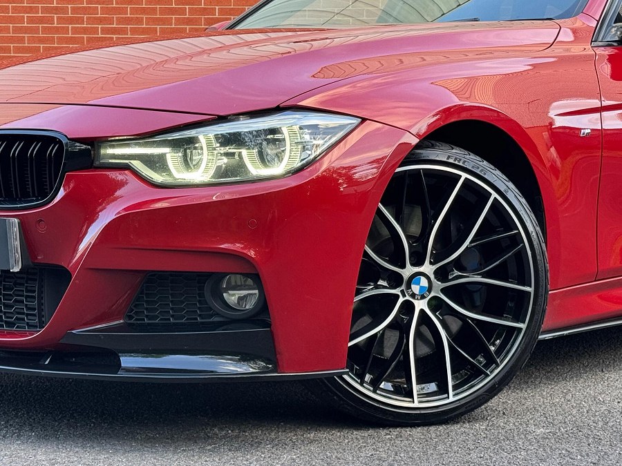 2015 BMW 3 Series photo 14