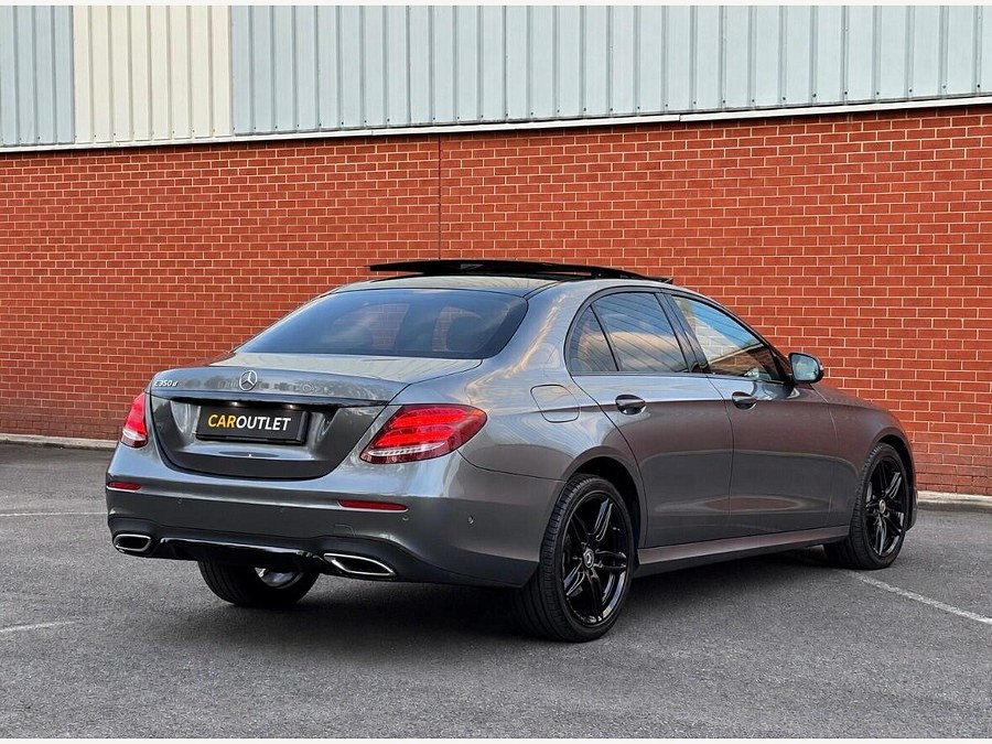 2016 Mercedes-Benz E Class photo 2