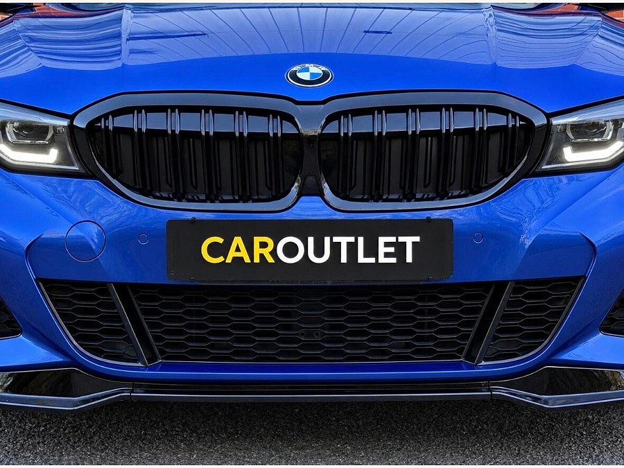 2019 BMW 3 Series photo 8