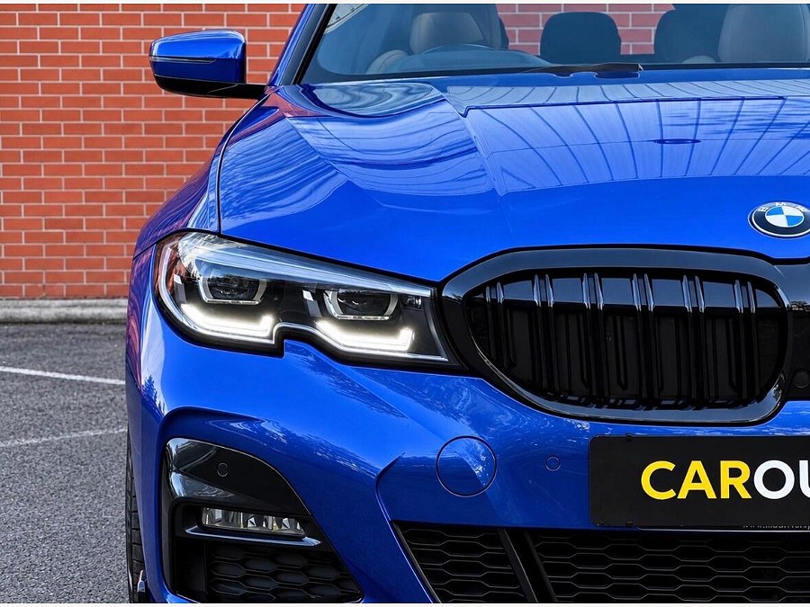 2019 BMW 3 Series photo 10