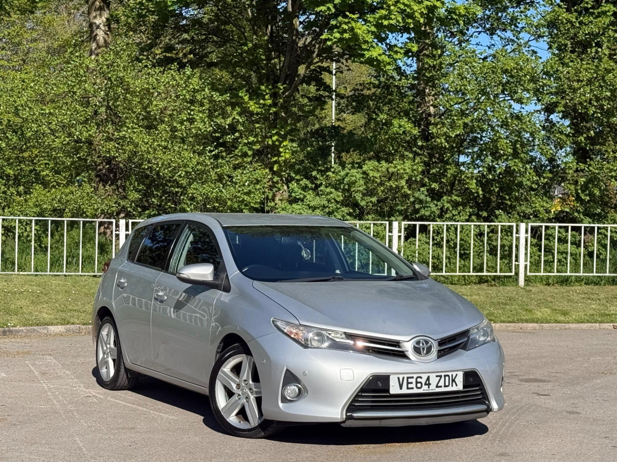 2014 Toyota Auris