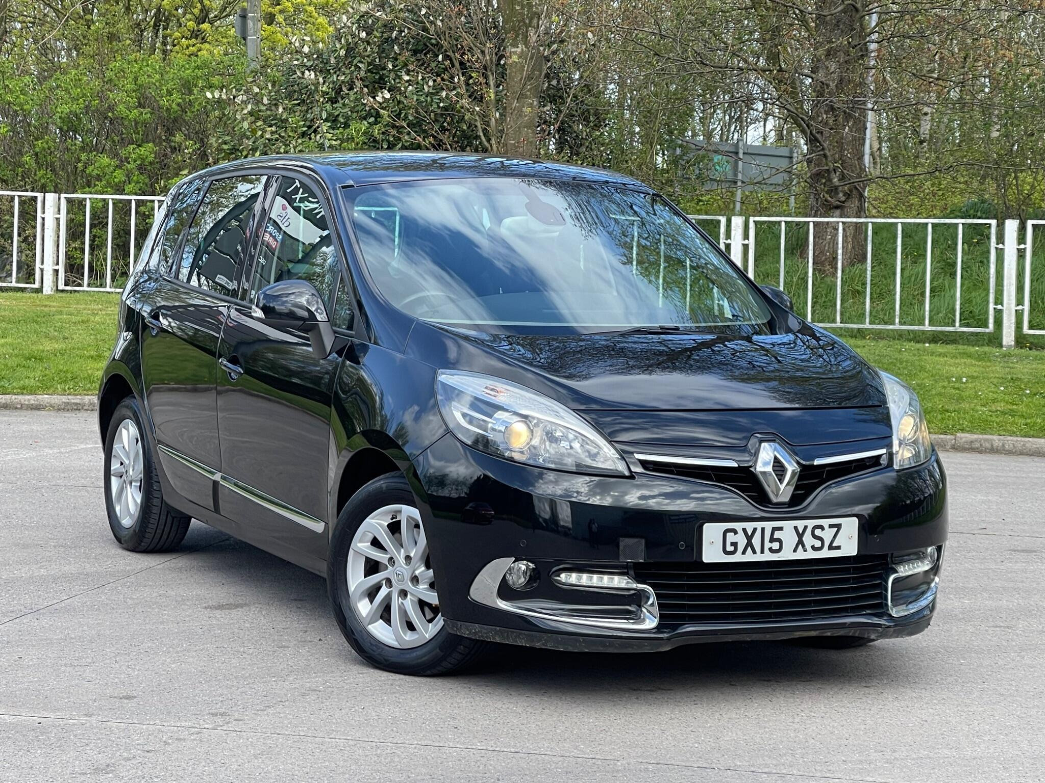 2015 Renault Scenic