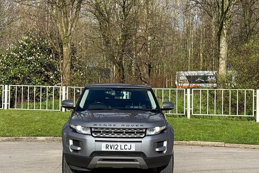 Land Rover Range Rover Evoque photo 2