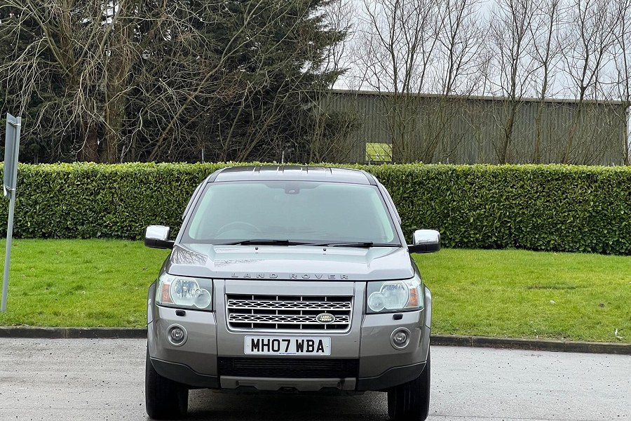 Land Rover Freelander 2 photo 2