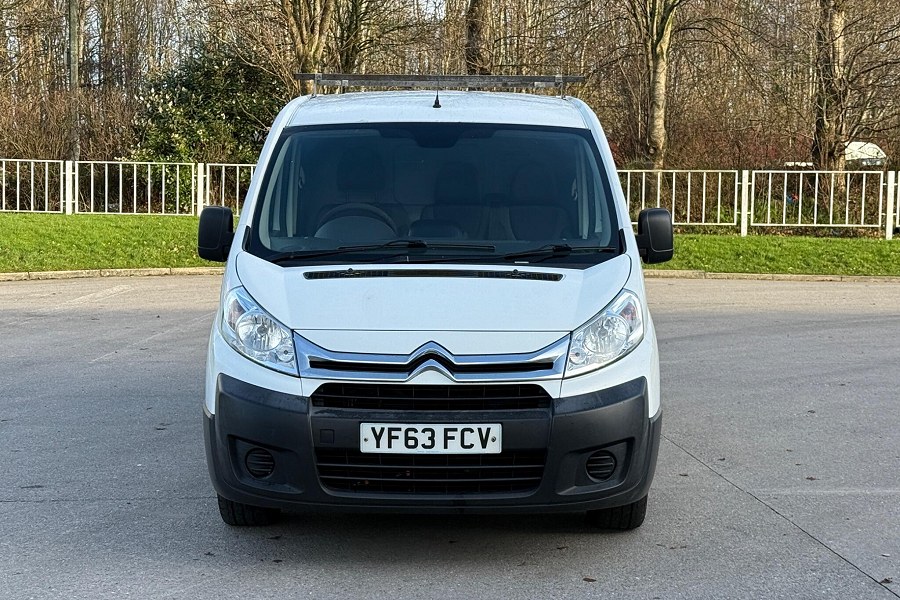 Citroen Dispatch photo 2