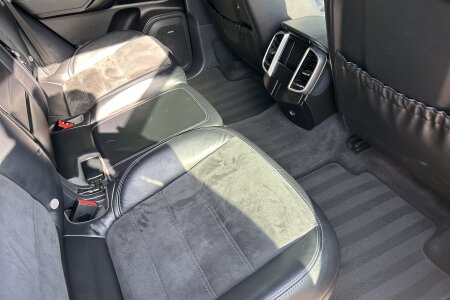2016 Porsche Cayenne photo 7