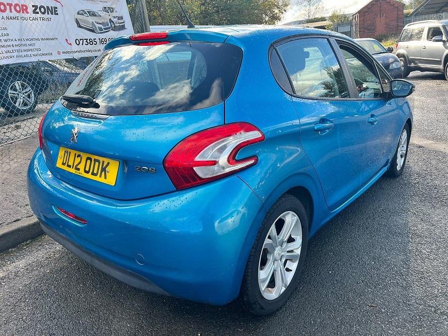 2012 Peugeot 208 photo 8