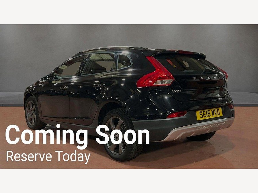 2015 Volvo V40 Cross Country photo 5