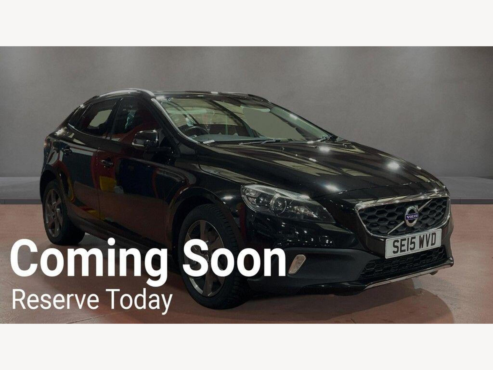 2015 Volvo V40 Cross Country 2.0 D2 Lux Euro 6 (s/s) 5dr for sale at Motor Zone Burnley