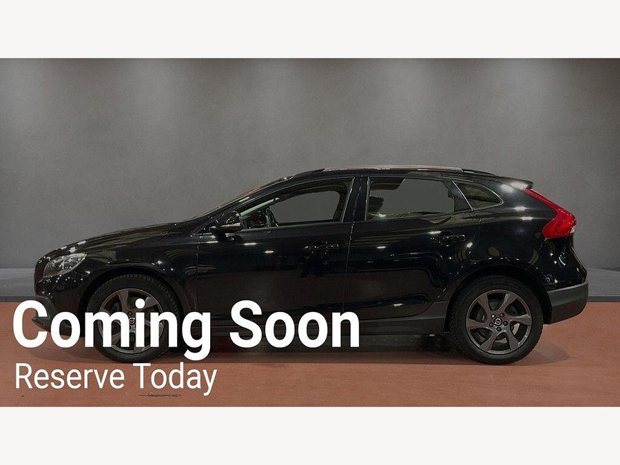 2015 Volvo V40 Cross Country photo 4