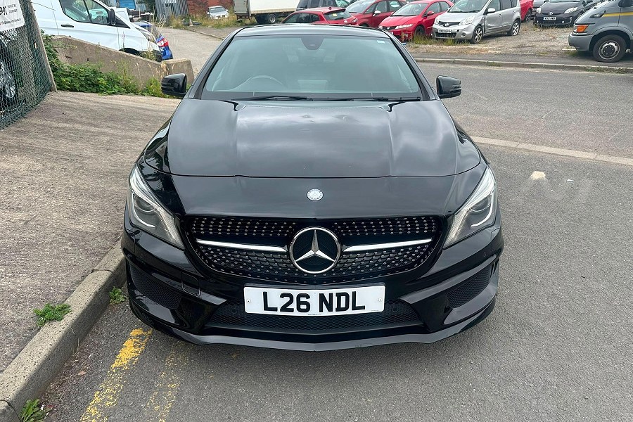 Mercedes-Benz CLA photo 2