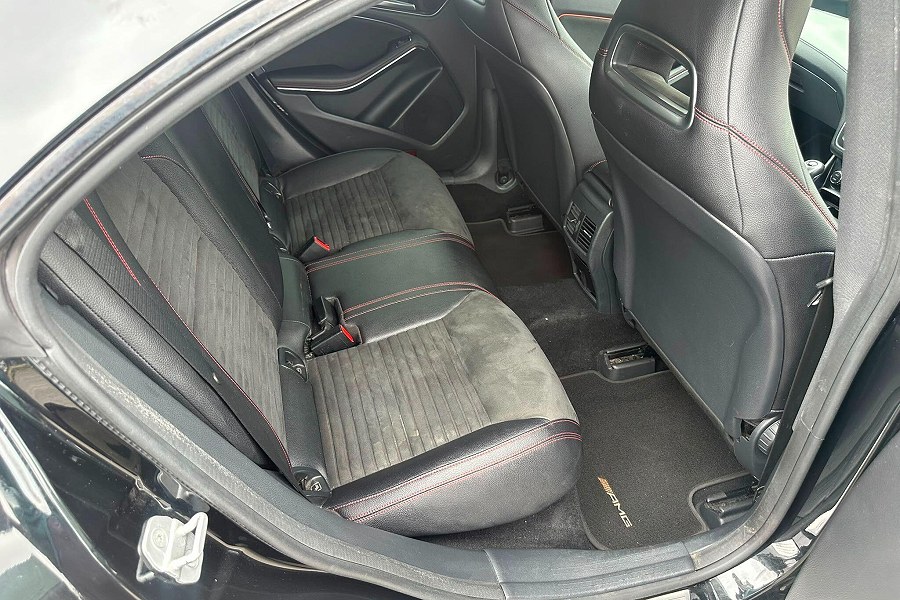 2016 Mercedes-Benz CLA photo 13