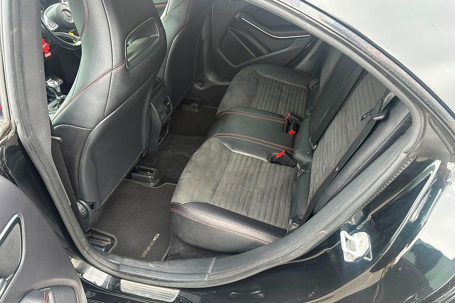 2016 Mercedes-Benz CLA photo 14