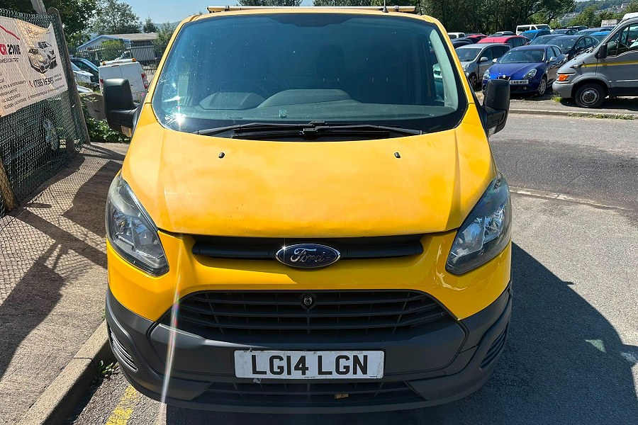 Ford Transit Custom photo 2